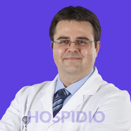 Professeur adjoint Dr. Halil Suat Ayyildiz