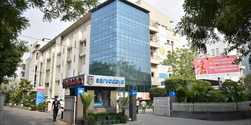 Sarvodaya Hospital Sector 8